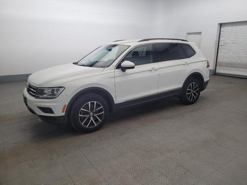 Pure White 2021 Volkswagen Tiguan 2.0T SE