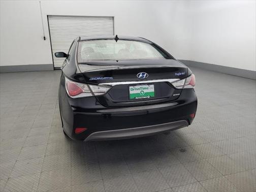2013 Hyundai SONATA Hybrid Limited