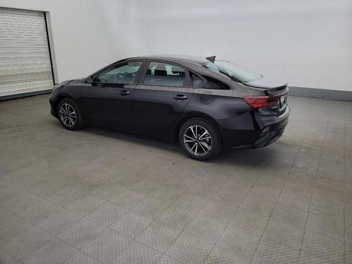 Aurora Black 2023 Kia Forte LXS