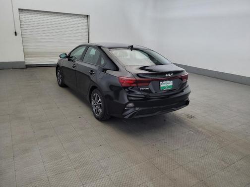 Aurora Black 2023 Kia Forte LXS