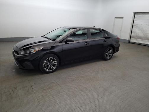 Aurora Black 2023 Kia Forte LXS