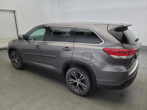 2019 Toyota Highlander LE