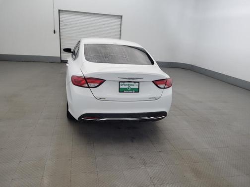 Bright White Clearcoat 2015 Chrysler 200 C