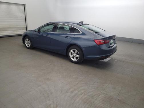 Lakeshore Blue Metallic 2024 Chevrolet Malibu 1LS