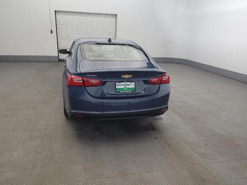 Lakeshore Blue Metallic 2024 Chevrolet Malibu 1LS
