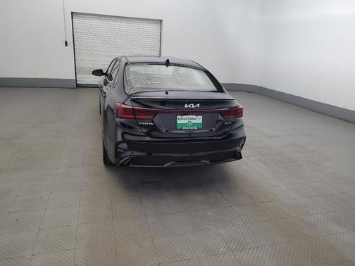 Aurora Black 2023 Kia Forte GT-Line