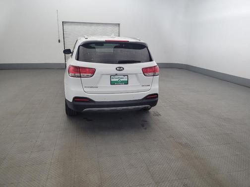 Snow White Pearl 2018 Kia Sorento EX