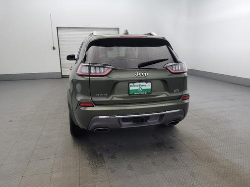 2019 Jeep Cherokee Overland
