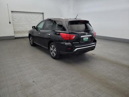 Magnetic Black Metallic 2017 Nissan Pathfinder S