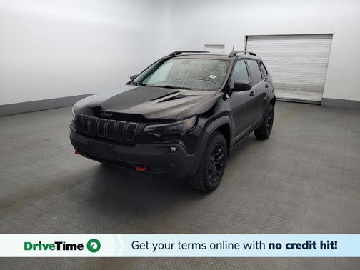 Diamond Black Crystal Pearlcoat 2019 Jeep Cherokee Trailhawk