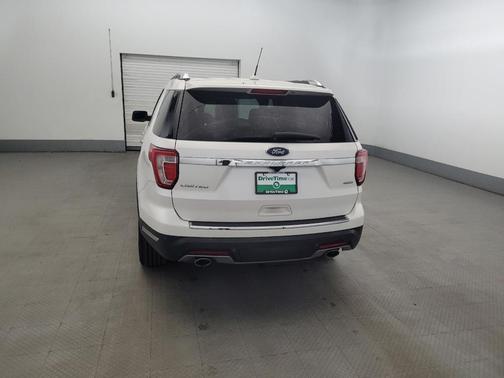 White Platinum Metallic Tri-Coat 2018 Ford Explorer Limited