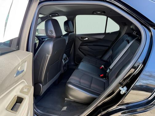Mosaic Black Metallic 2023 Chevrolet Equinox RS