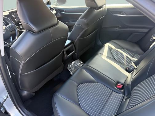 Silver 2023 Toyota Camry SE