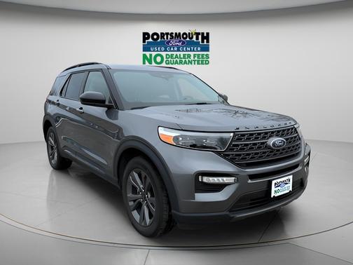CARBONIZED GRAY METALLIC 2022 Ford Explorer XLT