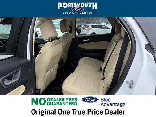 OXFORD WHITE 2023 Ford Edge SE