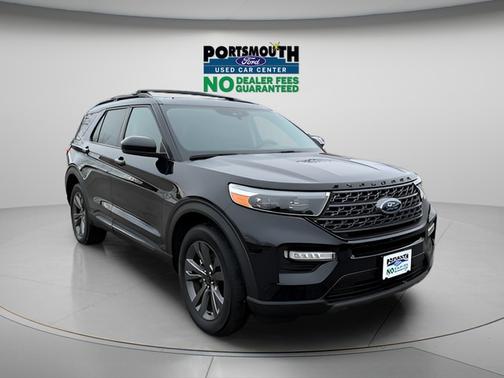 AGATE BLACK METALLIC 2022 Ford Explorer XLT