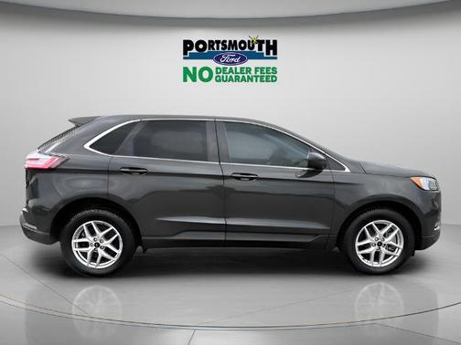 FORGED GREEN 2024 Ford Edge SEL