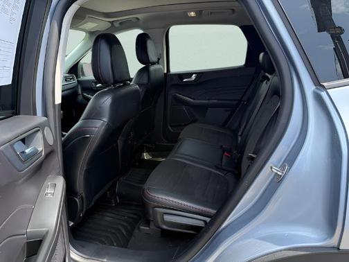 ICED BLUE SILVER METALLIC 2022 Ford Escape SEL