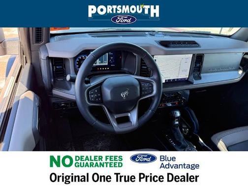 HOT PEPPER RED MET TINT CC 2024 Ford Bronco WILDTRAK