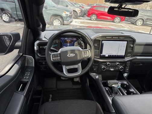 AGATE BLACK METALLIC 2023 Ford F-150 XLT