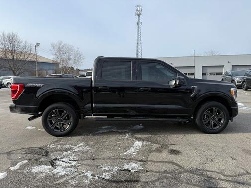 AGATE BLACK METALLIC 2023 Ford F-150 XLT