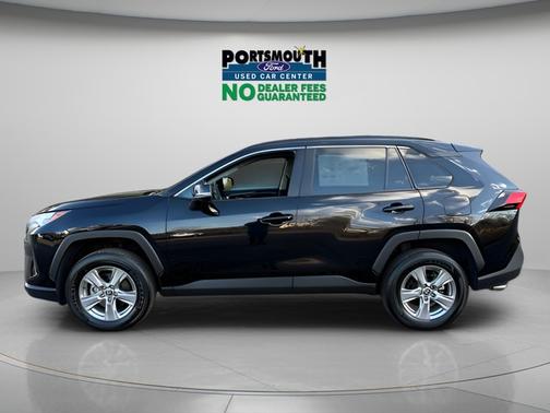 Black 2024 Toyota RAV4 XLE