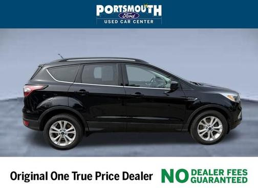 SHADOW BLACK 2018 Ford Escape SE