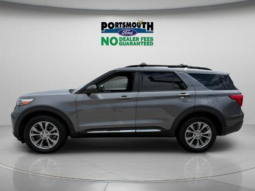 CARBONIZED GRAY METALLIC 2022 Ford Explorer XLT