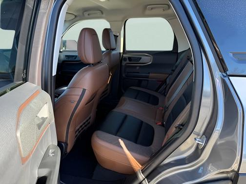 CARBONIZED GRAY METALLIC 2025 Ford Bronco Sport OUTER BANKS
