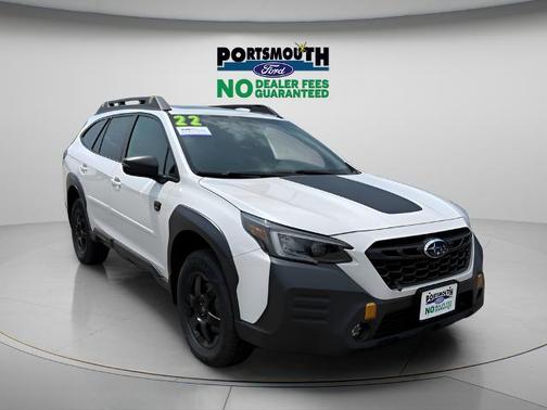 Crystal White Pearl 2022 Subaru Outback WILDERNESS