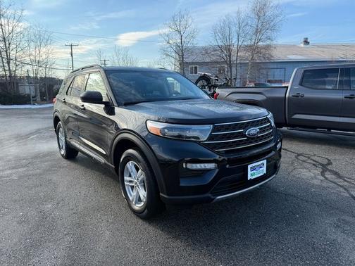 AGATE BLACK METALLIC 2022 Ford Explorer XLT