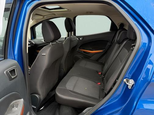 LIGHTNING BLUE METALLIC 2022 Ford EcoSport SE