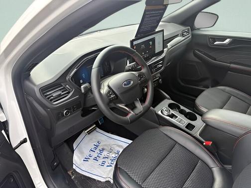 STAR WHITE METALLIC TRI-COA 2024 Ford Escape ST-LINE SELECT