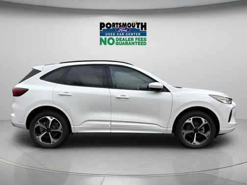 STAR WHITE METALLIC TRI-COA 2024 Ford Escape ST-LINE SELECT