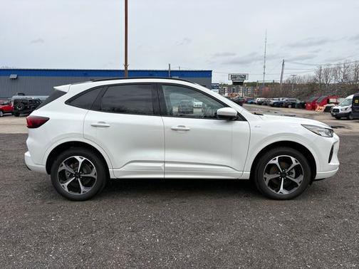 STAR WHITE METALLIC TRI-COA 2024 Ford Escape ST-LINE SELECT