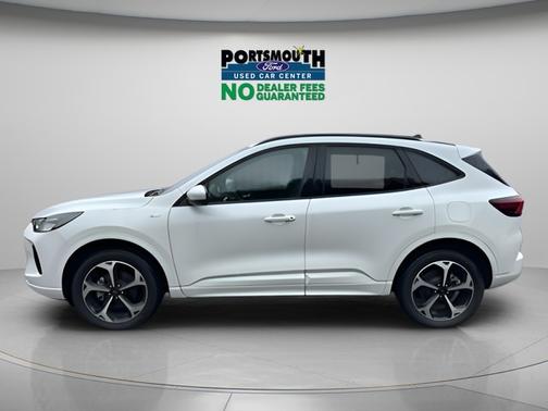 STAR WHITE METALLIC TRI-COA 2024 Ford Escape ST-LINE SELECT