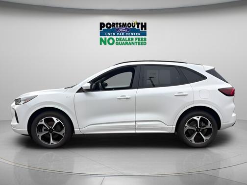 STAR WHITE METALLIC TRI-COA 2024 Ford Escape ST-LINE SELECT