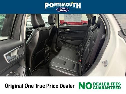 STAR WHITE 2022 Ford Edge TITANIUM