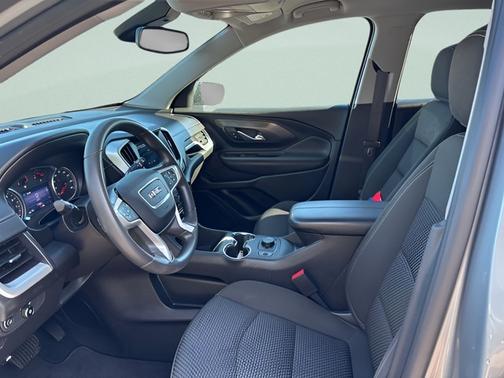Sterling 2023 GMC Terrain SLE