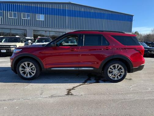 RAPID RED MET TINTED CC 2023 Ford Explorer XLT