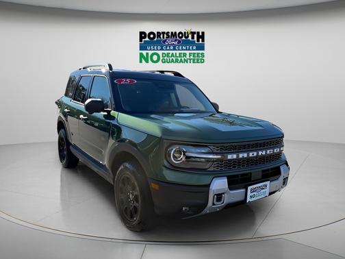 ERUPTION GREEN METALLIC 2025 Ford Bronco Sport BADLANDS