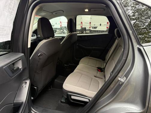 CARBONIZED GRAY 2022 Ford Escape SE