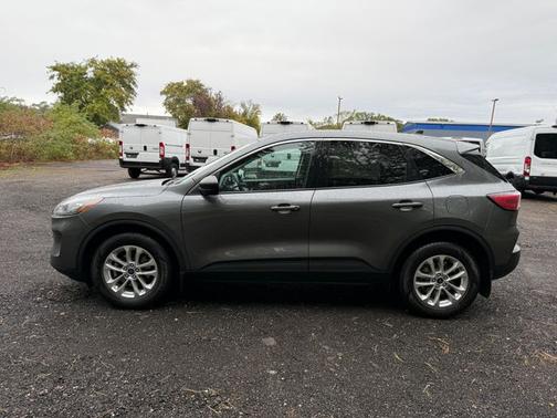 CARBONIZED GRAY 2022 Ford Escape SE