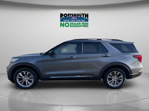 CARBONIZED GRAY METALLIC 2022 Ford Explorer XLT