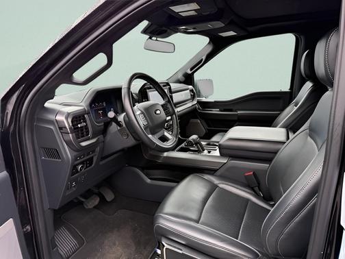 AGATE BLACK METALLIC 2024 Ford F-150 LARIAT