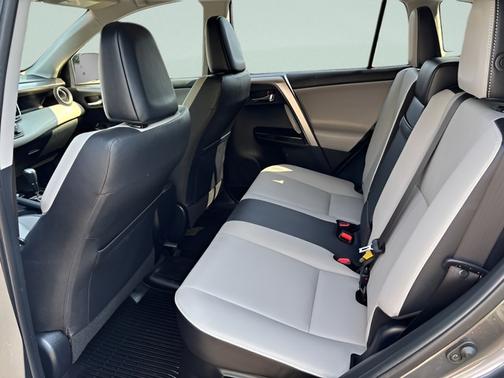 Magnetic Gray Metallic 2018 Toyota RAV4 Hybrid LIMITED