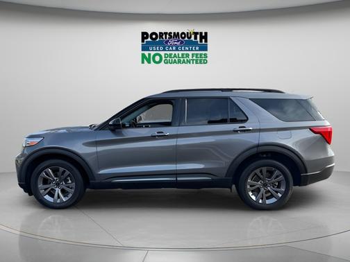 CARBONIZED GRAY METALLIC 2022 Ford Explorer XLT