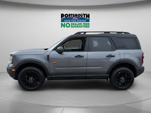 CARBONIZED GRAY METALLIC 2025 Ford Bronco Sport BADLANDS