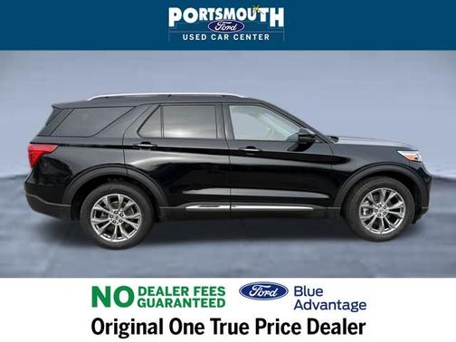 AGATE BLACK METALLIC 2022 Ford Explorer LIMITED