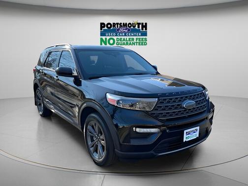 AGATE BLACK METALLIC 2022 Ford Explorer XLT